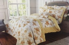 ROUEN GOLD QUILTED BEDSPREAD THROW OVER  254cm x 254cm PASTEL COLOURS LACE  