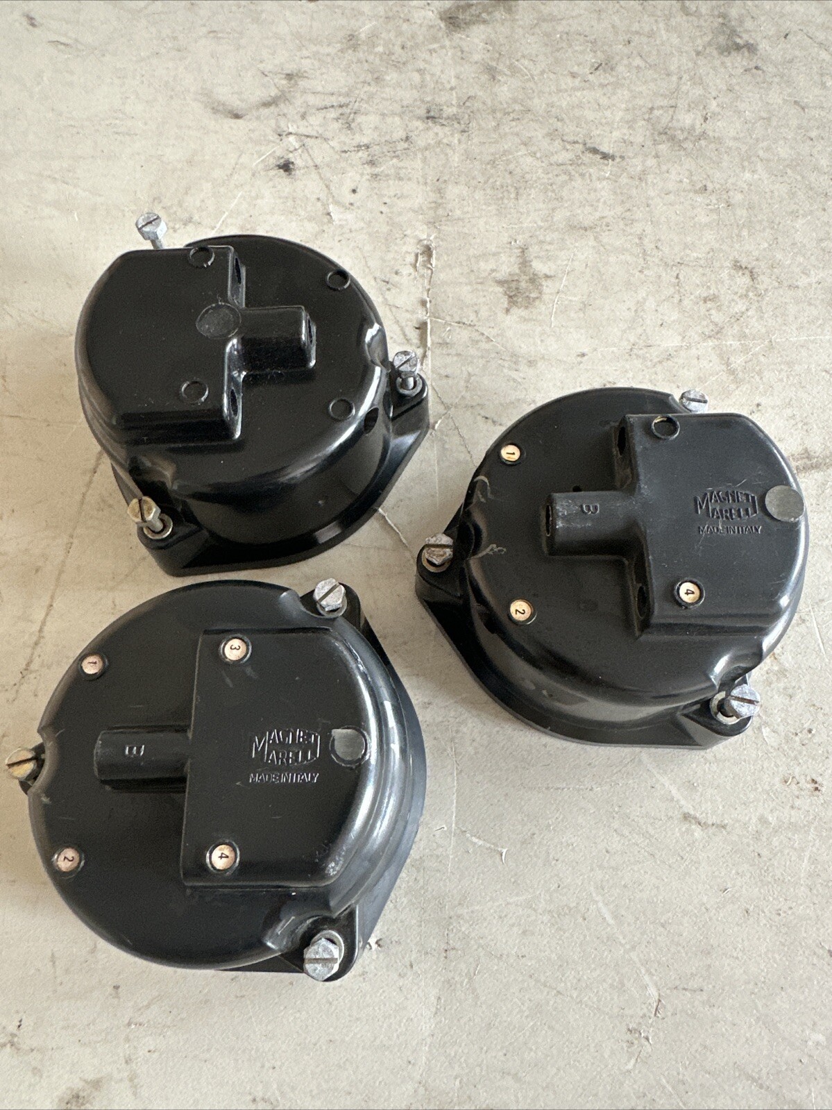 Lot Of Ferrari V8 308 328 Mondial Distributor Cap READ