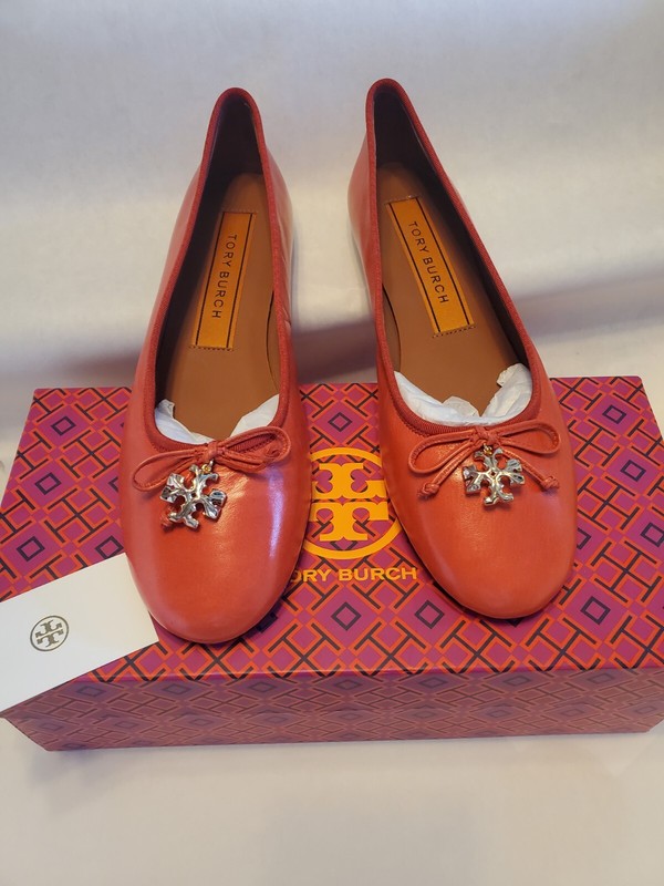 Tory Burch TORY CHARM BALLET FLAT Dusty Samba (Orange Red) Size 8.5 (New)