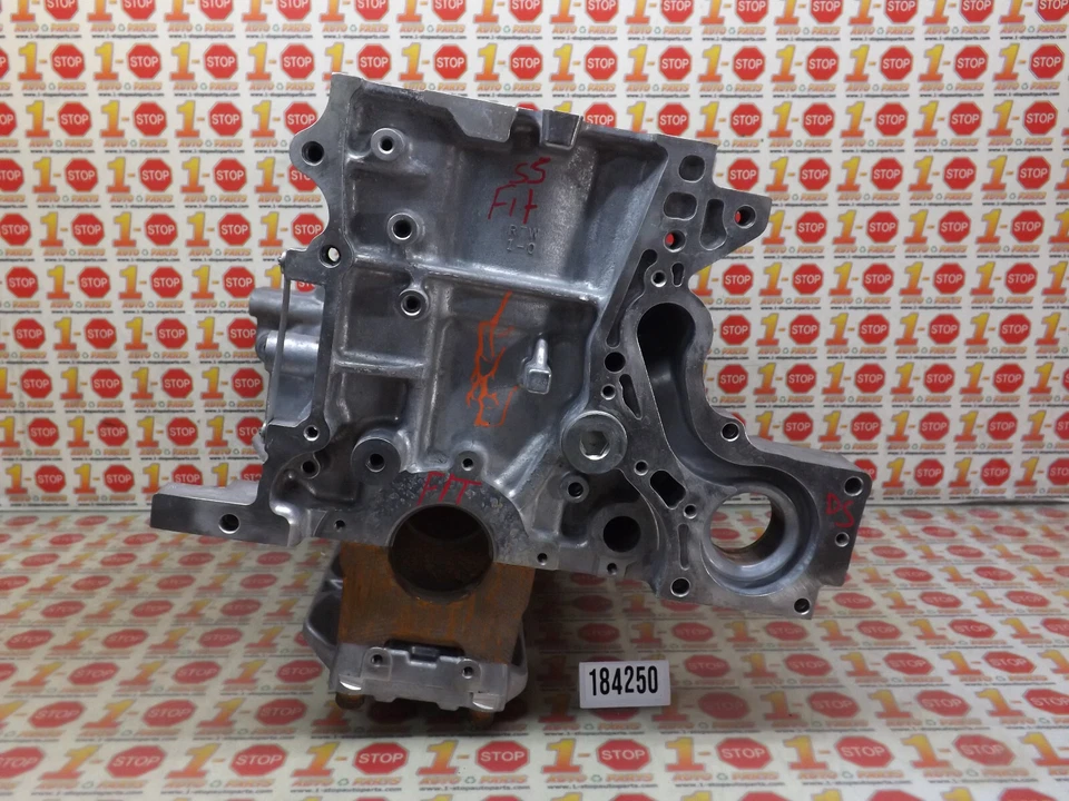 2011-2014 HONDA FIT BARE ENGINE CYLINDER BLOCK ASSEMBLY 11000-RTW-810 OEM - Image 3 of 4