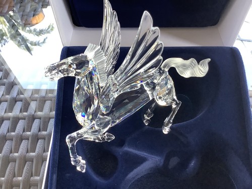 ¡REDUCIDO! SWAROVSKI CRISTAL SCS 1998 EDICIÓN ANUAL ""THE PEGASUS"" NUEVO EN CAJA - Imagen 10 de 11