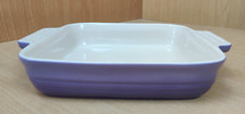 Le Creuset, lila Steinzeug, quadratische Back...