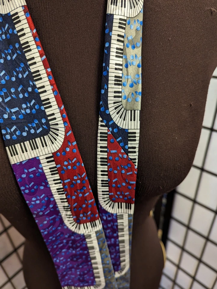 Vintage Necktie Piano Keyboard Musical Notes Music Teacher Tie Novelty Jazz band - Image 3 of 4