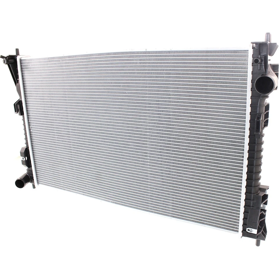 Radiadores DB5Z8005DA para Ford 13-19 Police Interceptor utilitario con toma de fuerza Foto 2 de 4