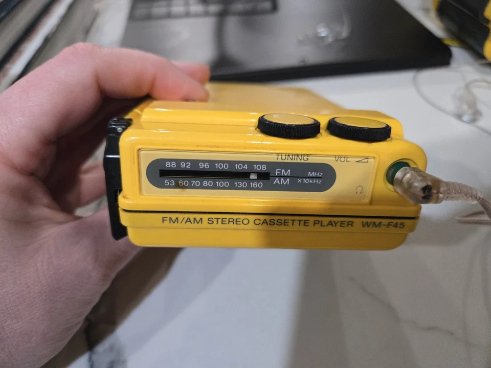 Sony Sports Discman y dos Walkmans  Foto 3 de 4