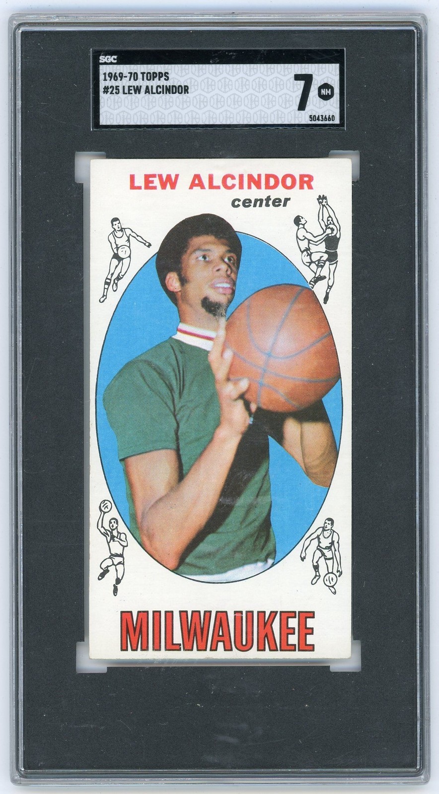 1969-70 TOPPS LEW ALCINDOR SGC 7