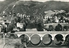 LAVOUTE SUR LOIRE Vue aérienne Les deux Ponts sur la Loire Château de Polignac