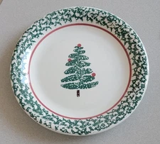 Furio Christmas Tree 10.25” Italy Green Sponge Ceramic Dinner Plate