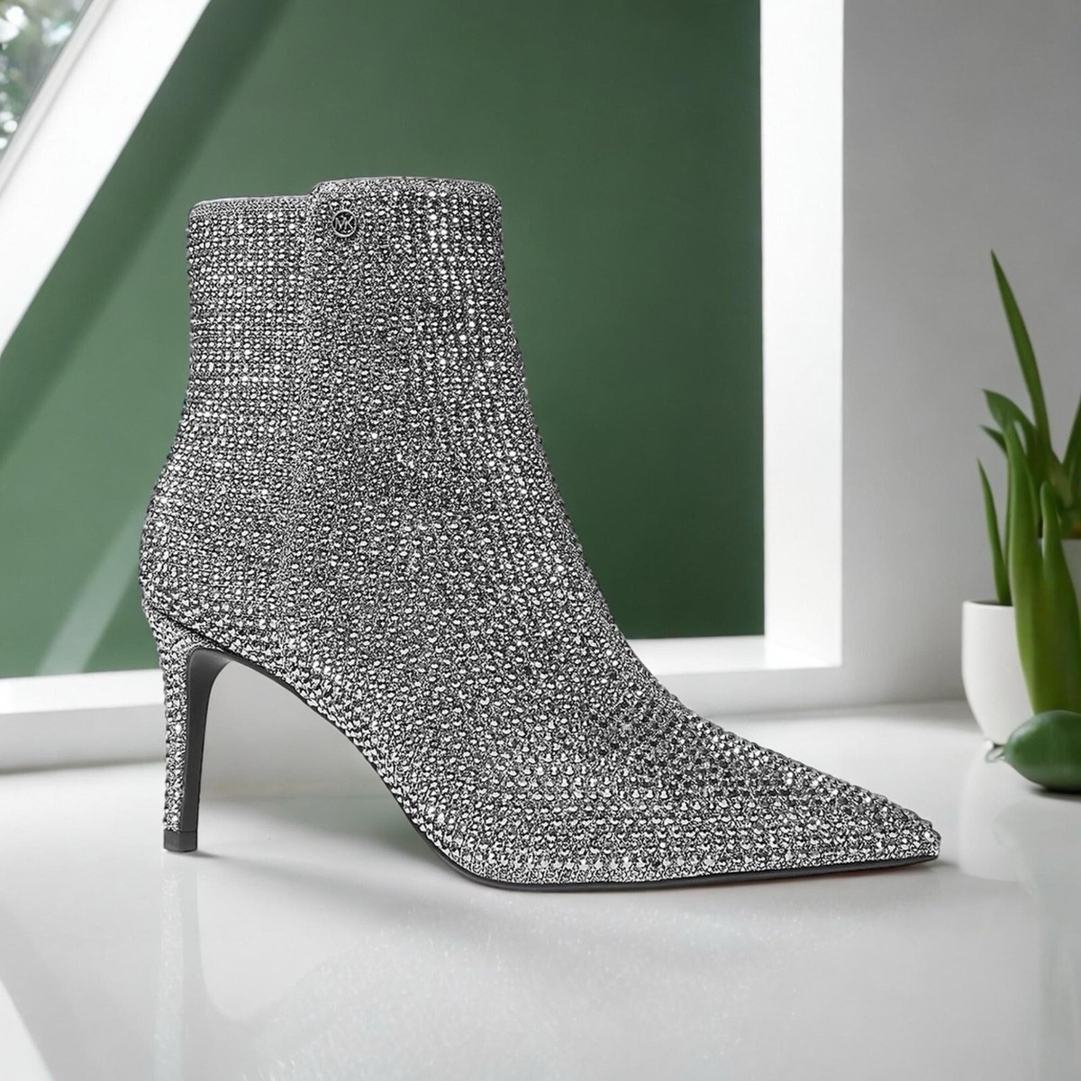 Michael Kors Women's Alina Flex Pointed Toe Stiletto Heel Ankle Boots Size 7 New