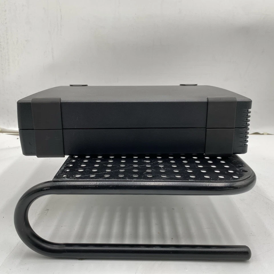 Tandberg Data 3503-LTO BRSLA-0704-AC Ultrum External Tape Drive - Image 3 of 4