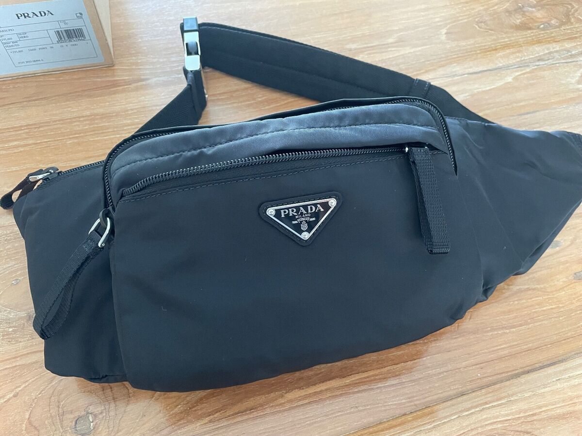 Prada Marsupio Tessuto Nylon Triangle Logo Black Belt Bag Prada Marsupio Tessuto Nylon Triangle Logo Black Belt Bag