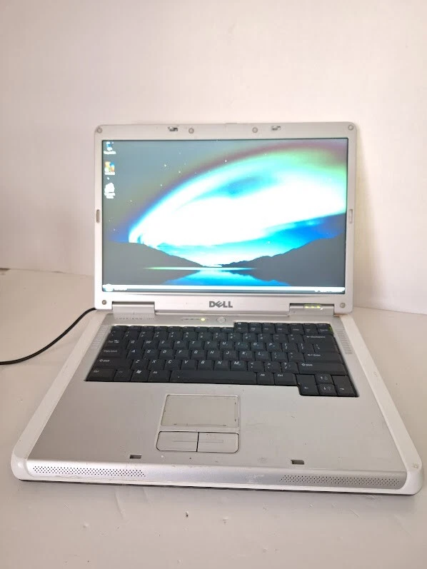 Dell Inspiron 1501 AMD Sempron 3500+ Windows Vista - Para peças - Imagem 4 de 4