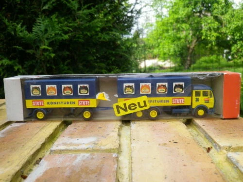 Véhicules miniatures Albedo 1:87 Mercedes