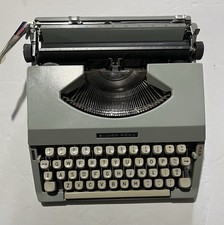 Vintage Silver Reed Portable Manual Typewriter Model 7200 w/ Cover thumbnail