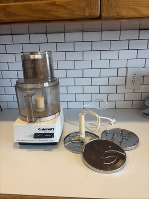 Cuisinart DLC-8 PLUS Food Processor W/Attachments WORKS!
