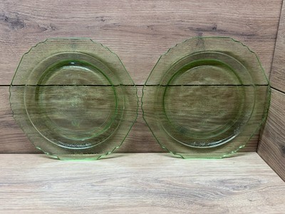 Hazel Atlas Florentine Poppy Uranium Glass Salad Plates Green 8-5/8'' Lot of 2