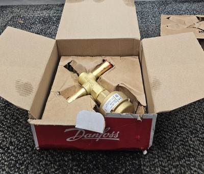 Danfoss 034G4252 Electric Regulating Valve, Kvs 15, Copper Working Pressure 45.5