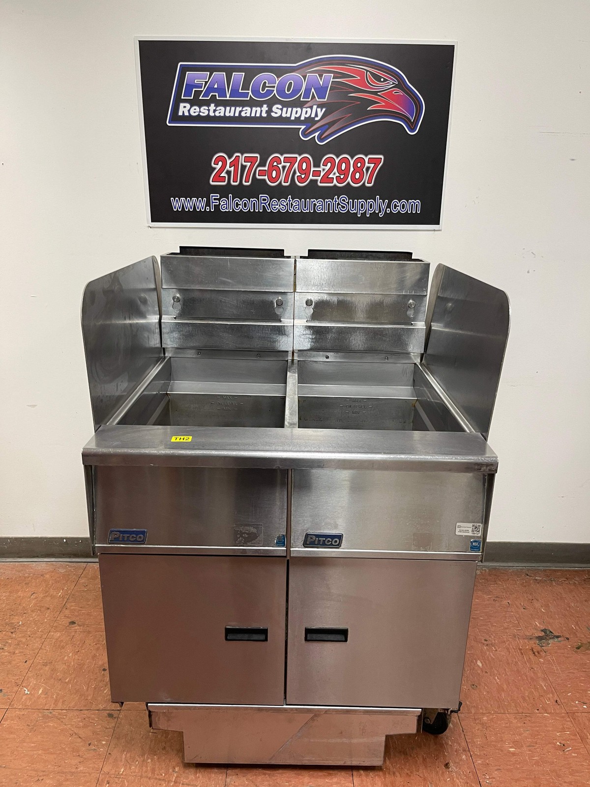 Used 2022 Pitco SG14S NG Fryer with (2) 50 lb. Frypots and Filter Drawer - TH2