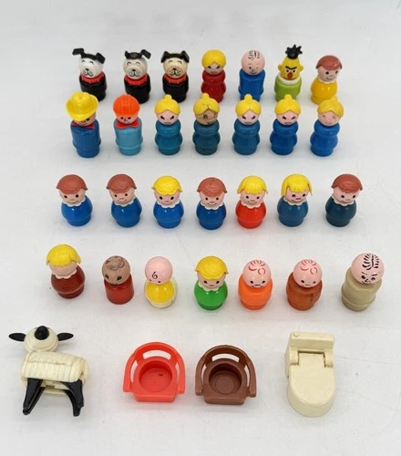 Vintage FISHER PRICE LITTLE PEOPLE Figures Wooden & Plastic Lot Of 32 RARE