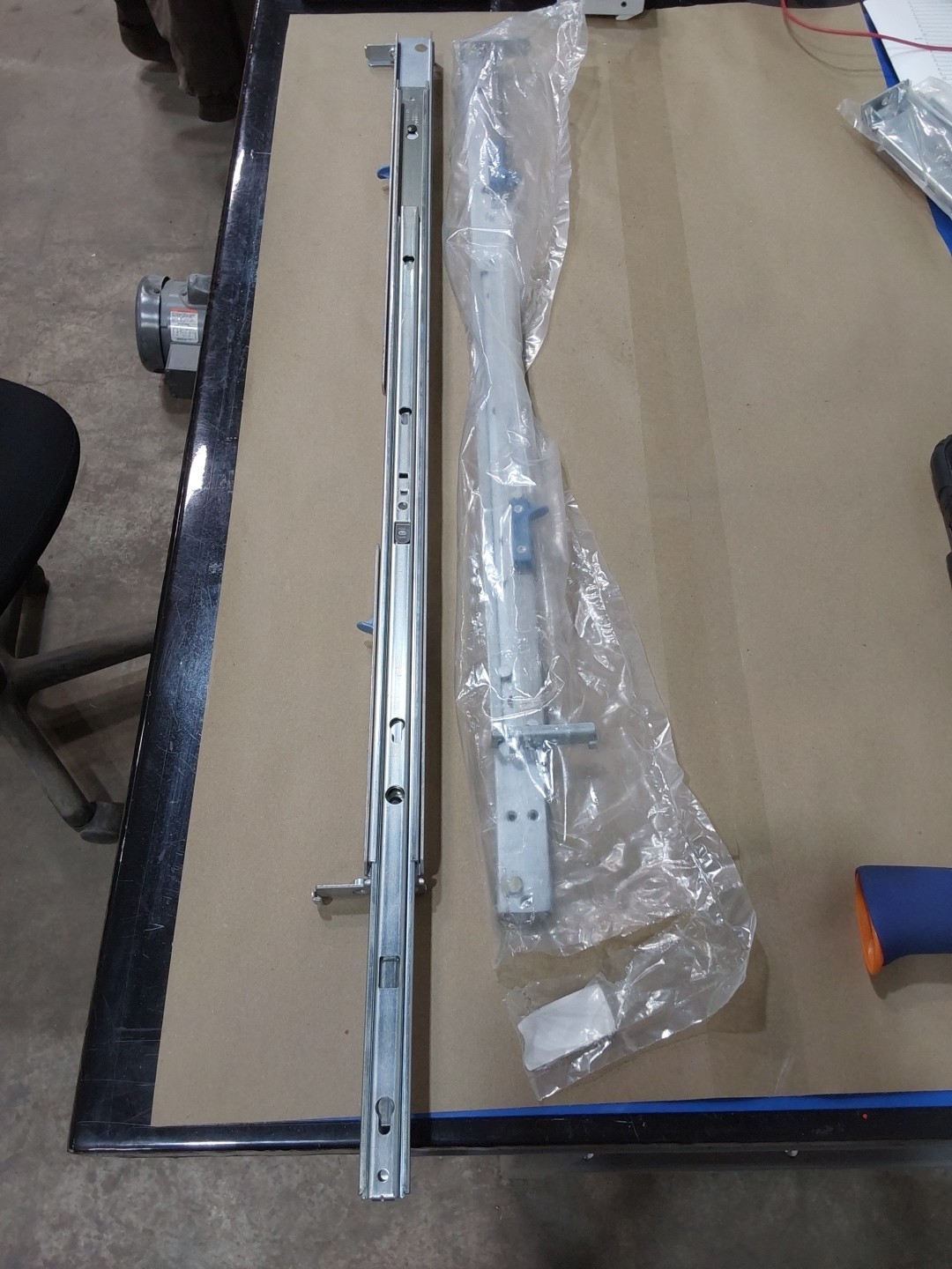 ACCURIDE 02 03 1 DRAWER SLIDE LEFT & RIGHT