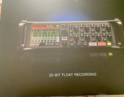 Zoom F8N Pro 8 Input 10 Track Multitrack Field Recorder