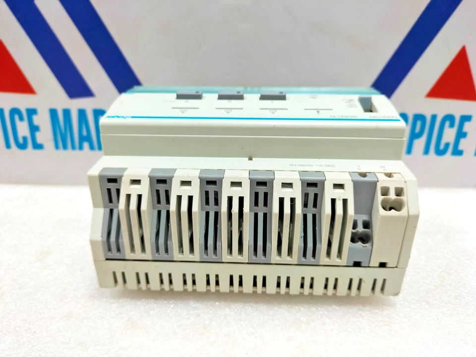 Hager TXA213N Output Module For Variable Lighting 3 Direct 300W Outputs - Image 4 of 4