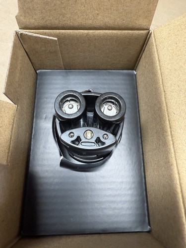 NEW! Genuine TESLA CCS1 to NACS Combo Adapter, OEM 250KW 2052392-00-A - Picture 3 of 8