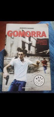 Gomorra: Un viaje al imperio económico y al sueño de poder de la Camorra. 
