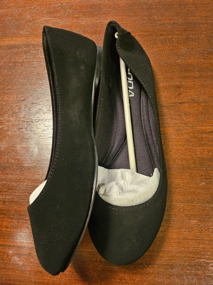 Soda Women's Ballet Flats Black 6.5 - Image 2 of 4