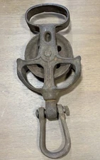 Boomer Hay Trolley Center Drop Pulley Cast Iron Farm Barn Tool