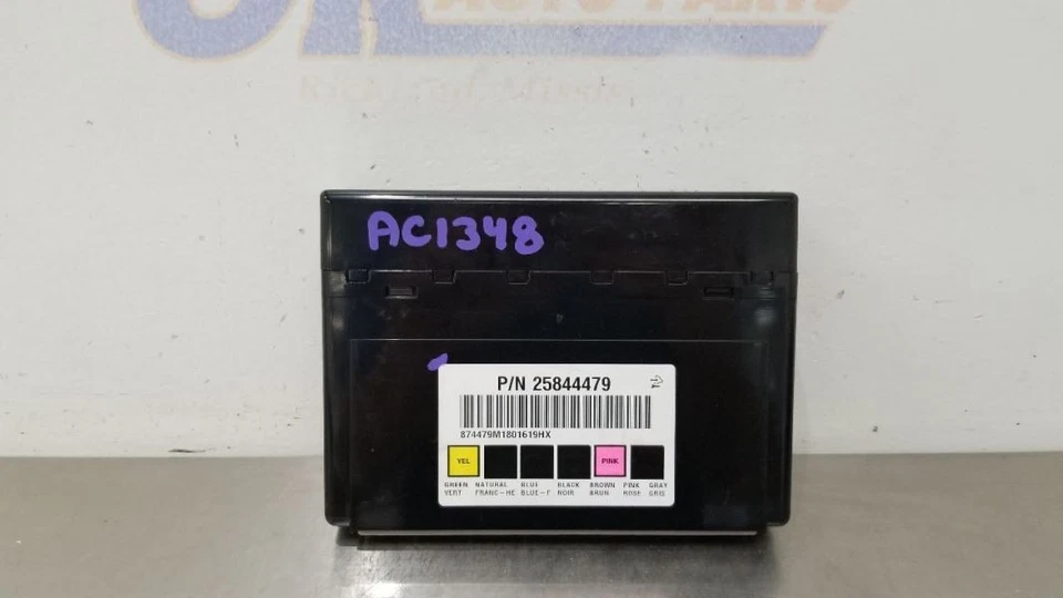 08 MÓDULO DE CONTROL DE CARROCERÍA CHEVY SILVERADO 2500 BCM 25844479 Foto 2 de 4