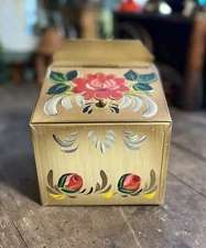 TOLE PAINTED VINTAGE RECIPE TIN BOX PRIMATIVE HAND PAINTED YELLOW KITCHEN DECOR