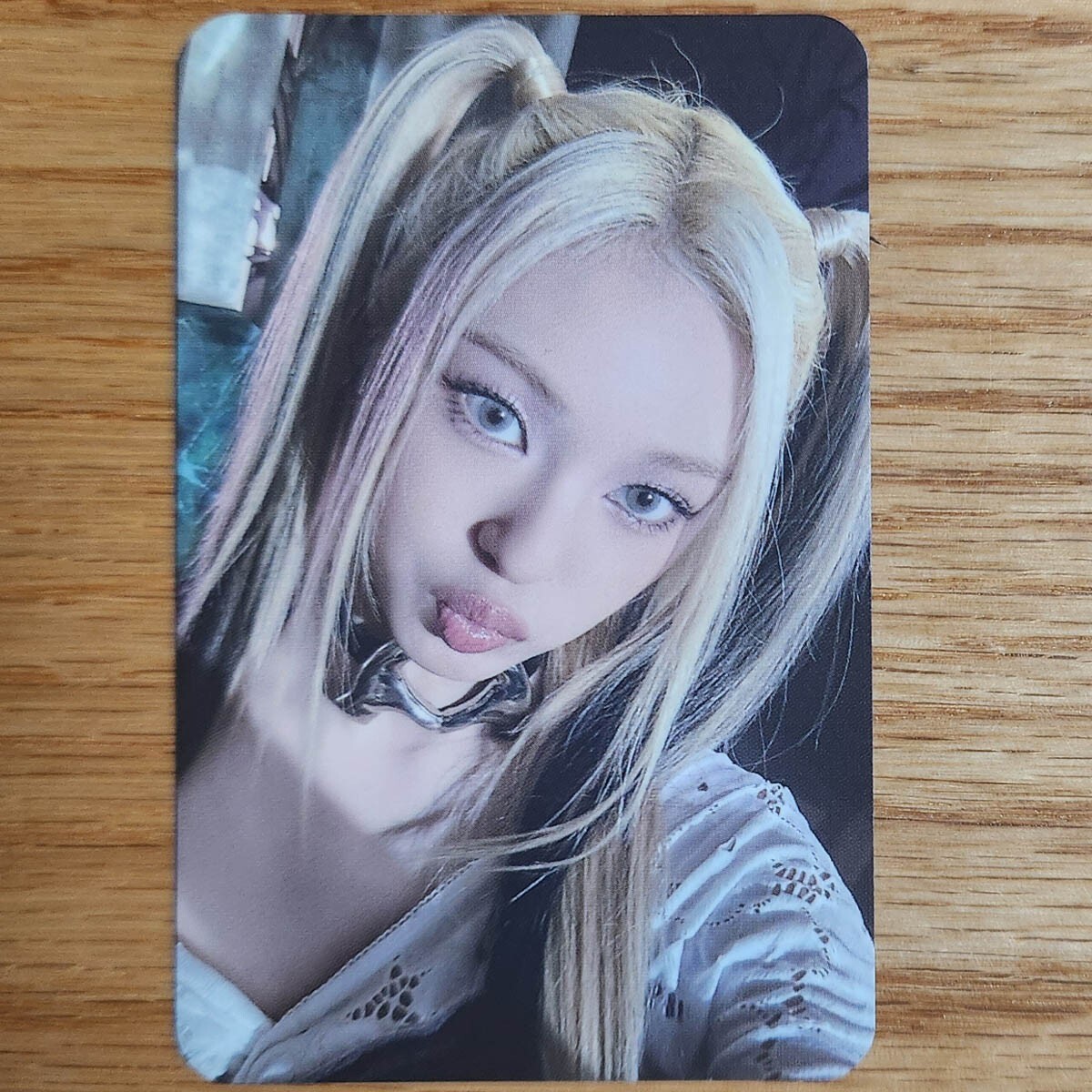 Chiquita Official Soundwave Lucky Draw Photocard Babymonster