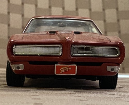 Johnny Lightning 1:24 1968 Pontiac GTO Coupe Vintage Used Nice See Pics Rare! - Picture 2 of 21
