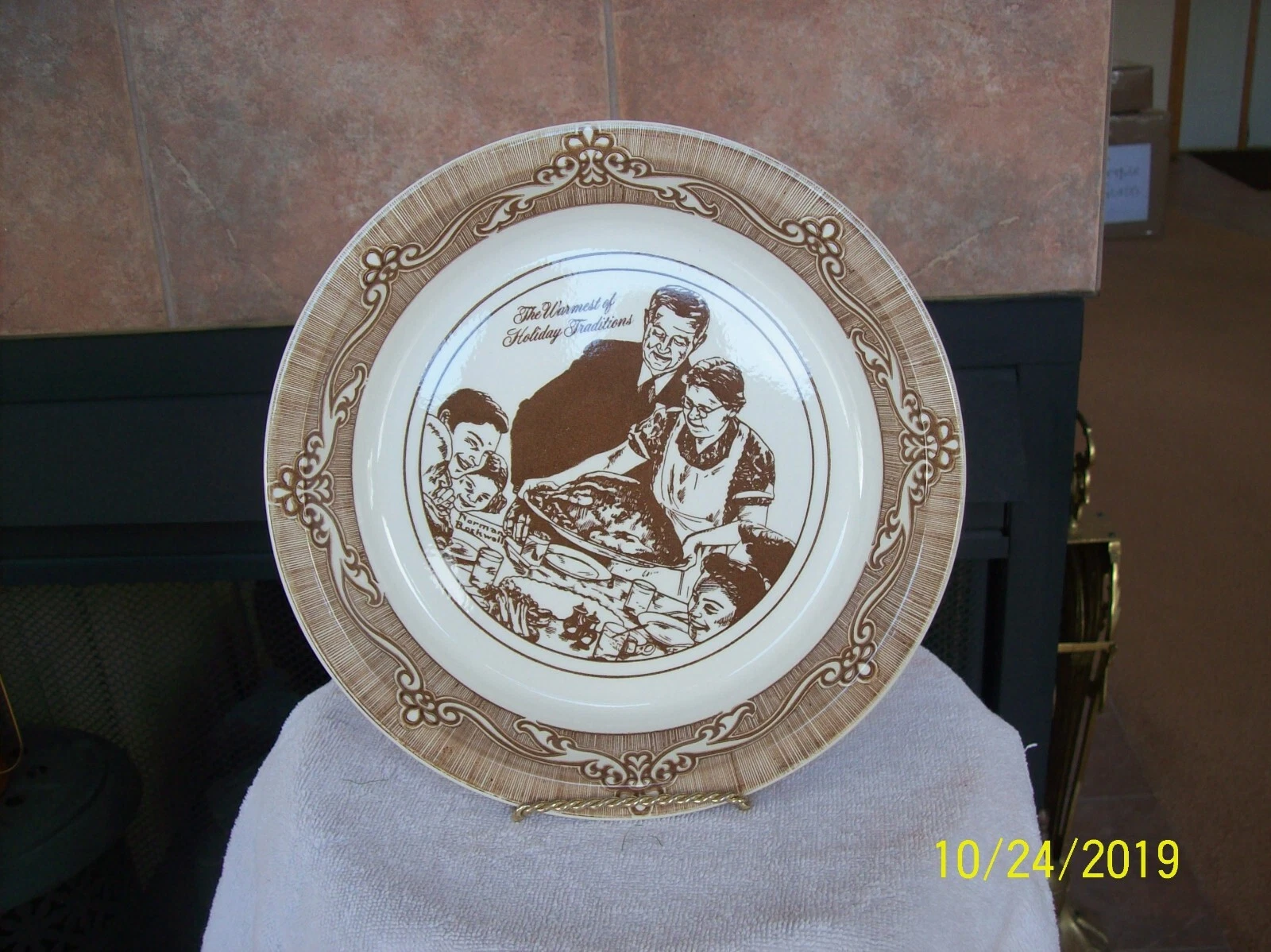 The Warmest Of Holidays Vtg 1963 Norman Rockwell Brown Holiday Pie Dish
Opens in a new window or tab