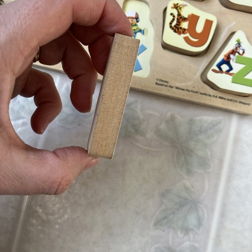 Vintage 2013 Disney ABC Chunky Wooden Puzzle. 26 pieces and Tray Mickey Mouse - Picture 3 of 6