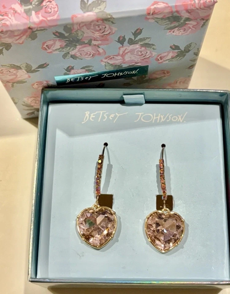 Betsey Johnson Rose Quartz Heart Crystal Drop Dangle Earrings NIB Original Box - Image 2 of 4