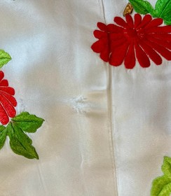 Vintage Japanese Silk Uchikake Wedding Kimono Embroidered Goshoguruma Floral