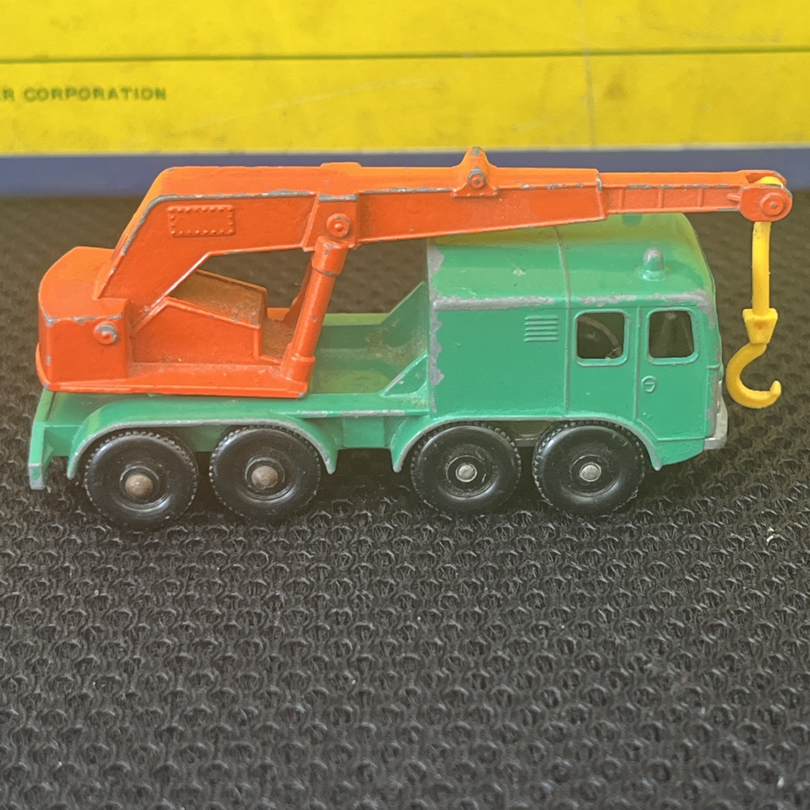 Matchbox Lesney No. 30 8 Wheel Crane Truck Diecast