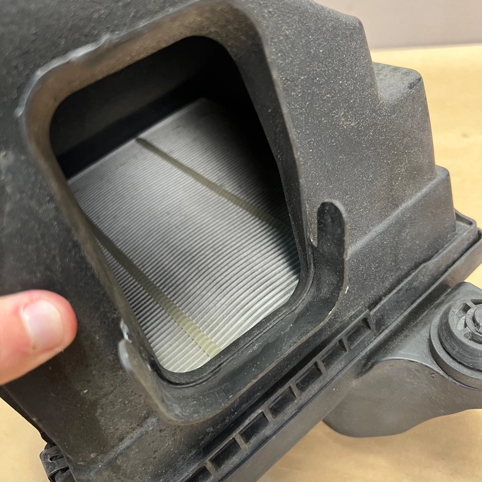 Caja de filtro silenciador de admisión de aire del motor BMW 228i 320i F30 F32 N20 12-18 OEM Foto 2 de 4