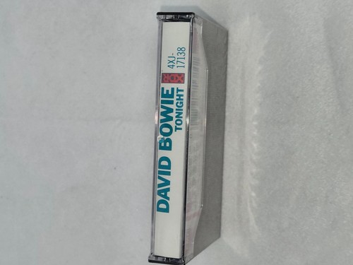 VINTAGE 1984 DAVID BOWIE "TONIGHT" MUSIC CASSETTE EMI 4XJ-17138 NEW SEALED - Picture 2 of 3