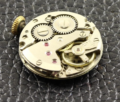 Mouvement pour montre Hattori / Seiko AL35