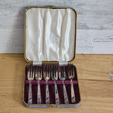 Viners of Sheffield Silverplated Silver Rose Dessert Forks Server Boxed Set B