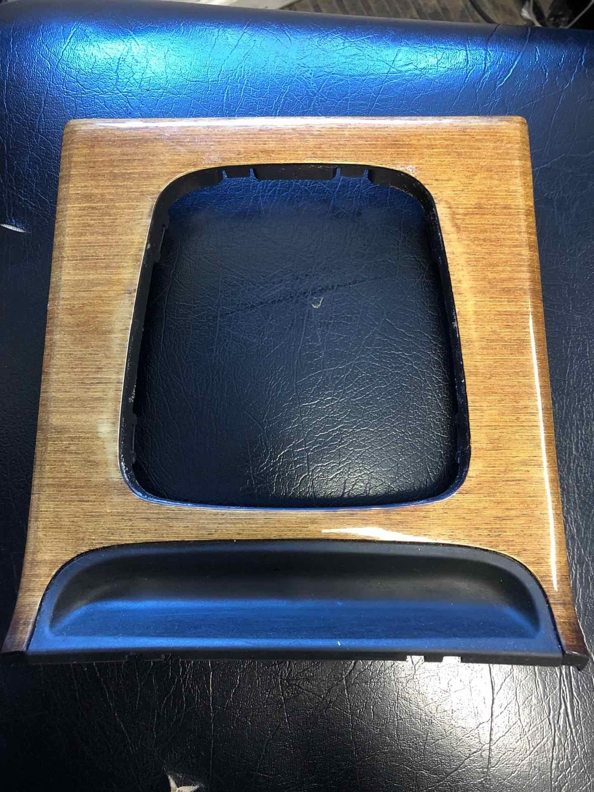 Picture 1 of 3