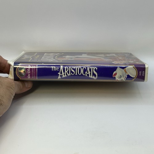 The Aristocats VHS Disney Video Tape Masterpiece Movie Inserts Vintage Clamshell - Picture 9 of 12