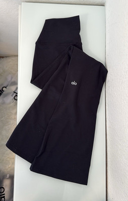 ALO | Airbrush High-Waist 7/8 Bootcut Flare Legging in Size S in Black /Schwarz