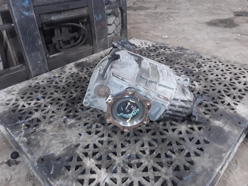 Carrier 3.23 Ratio Opt GU5 Front Axle Fits 15-19 ESCALADE 766025 - Image 2 of 4