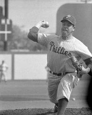 Robin Roberts Phillies ace pitcher shows strain on face as gets r- 1956 Photo