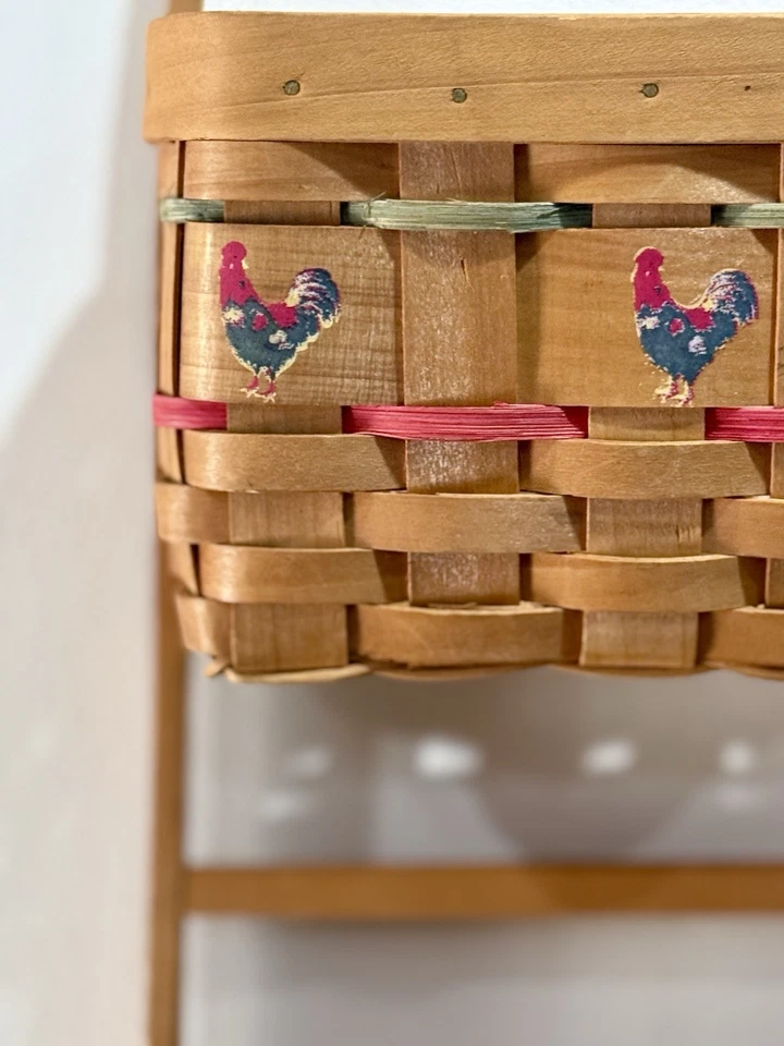 农舍编织公鸡悬挂篮子彩绘,藤条,2 级,18.5x7.5 英寸 — 第 4/4 张图片