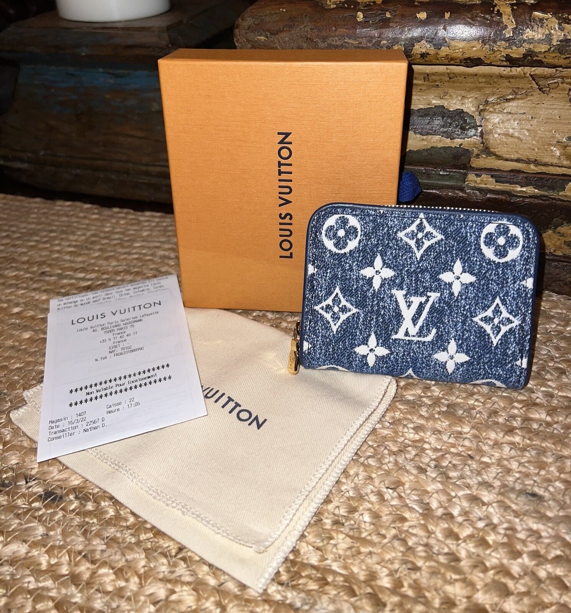 入手困難♪【LOUIS VUITTON】Zippy Wallet 財布 Coin Purse Blue NEW LOUIS VUITTON BLUE DENIM ZIPPY COIN MINI WALLET, SOLD